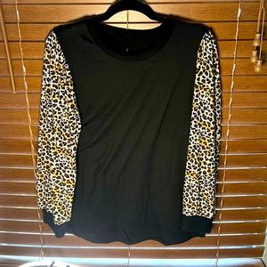 boutique wide arm cheetah print